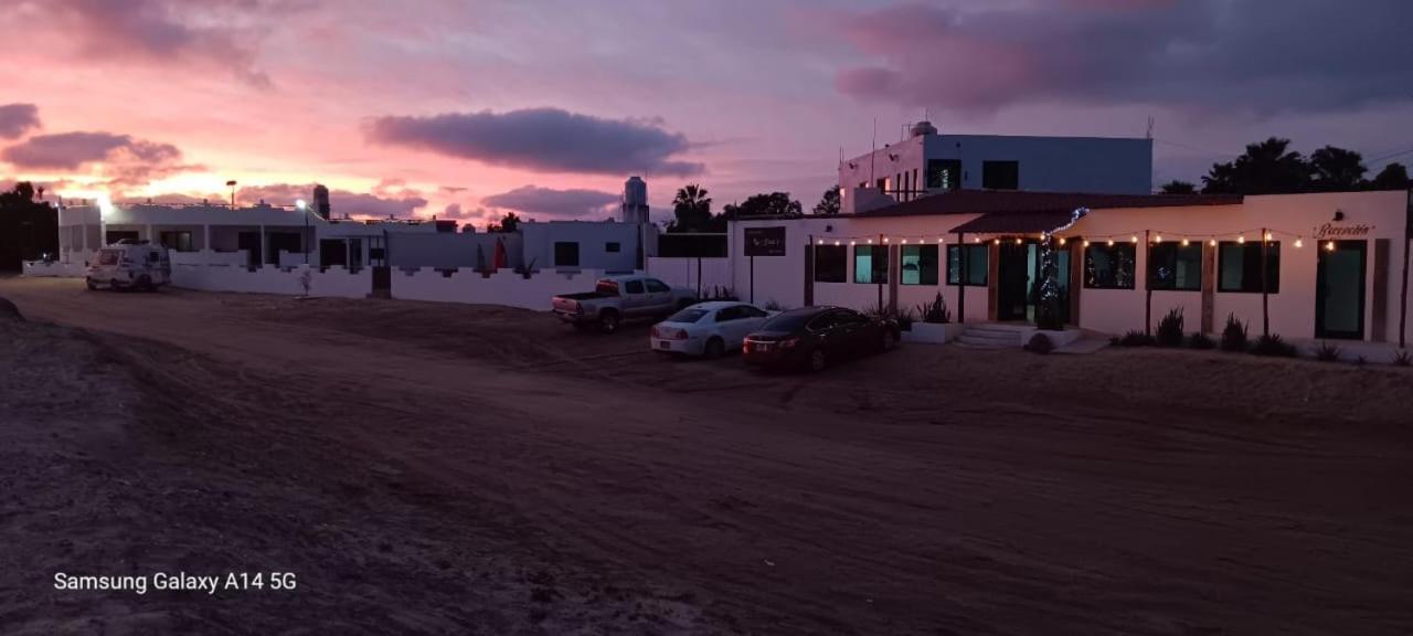 Hotel- Whale Tours And Sport Fishing Vista Mag-Bay Puerto San Carlos Номер фото